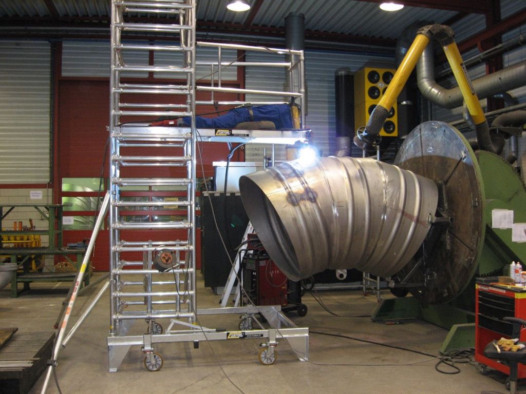 Aluminum welding scaffold